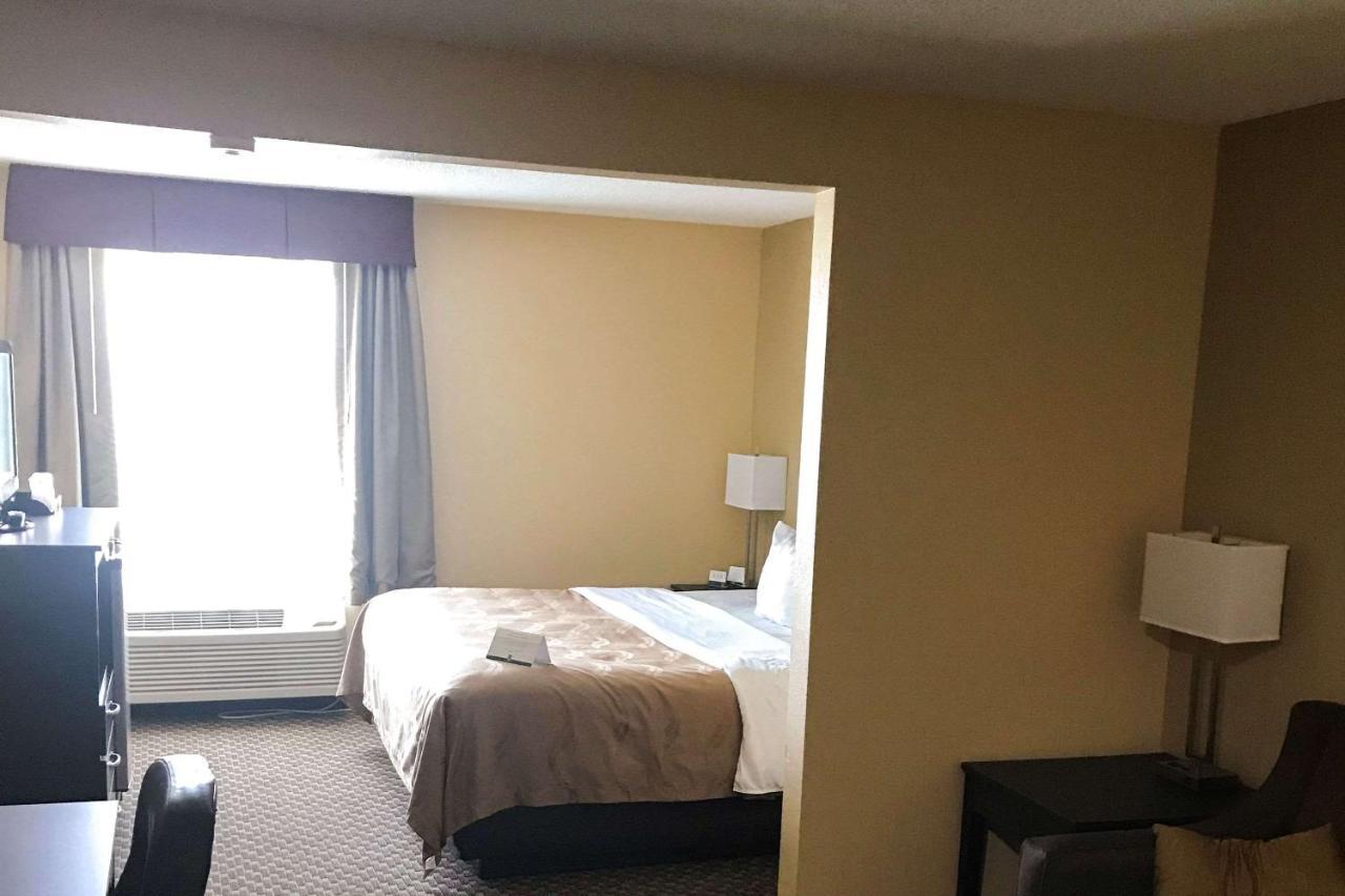 Quality Inn & Suites Mendota Near I-39 Buitenkant foto