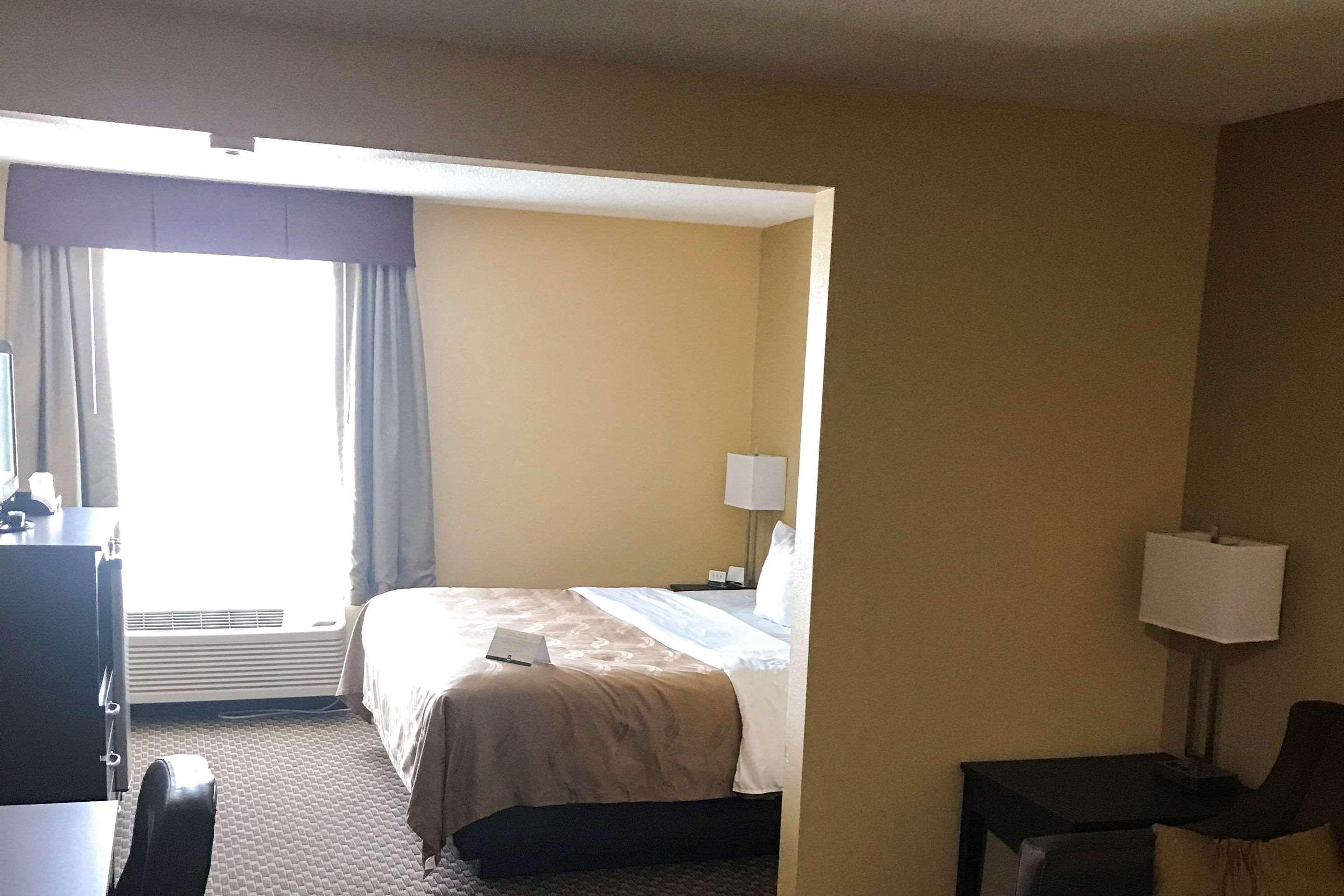 Quality Inn & Suites Mendota Near I-39 Buitenkant foto