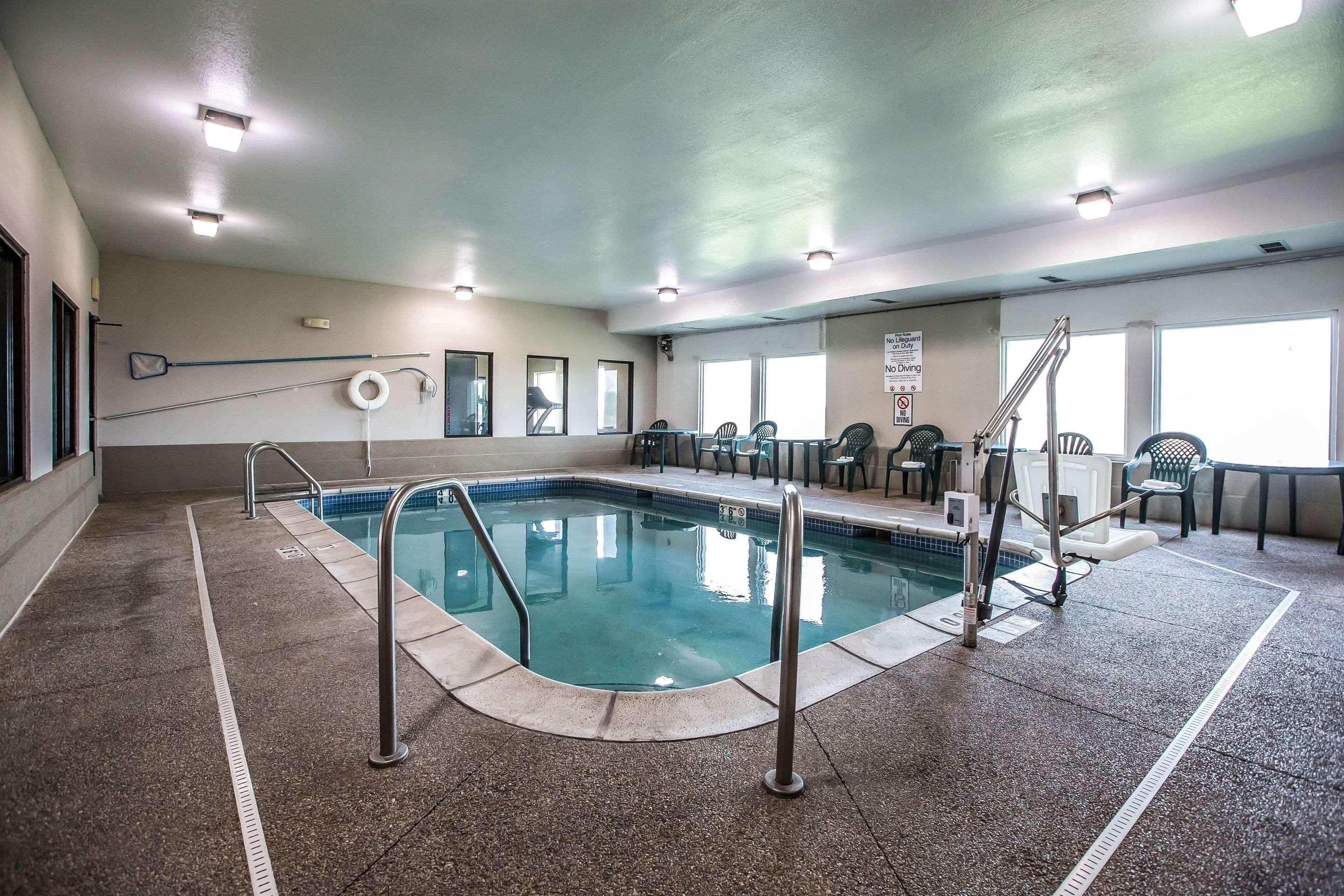 Quality Inn & Suites Mendota Near I-39 Buitenkant foto